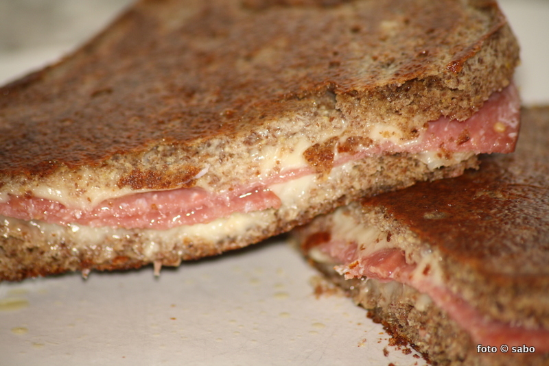 Low Carb Grilled Cheese Sandwich