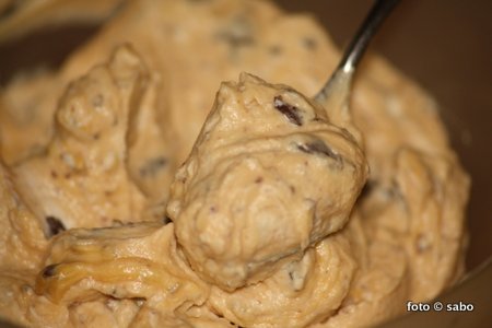 Cookie Dough Cheesecake Dip (Low Carb)