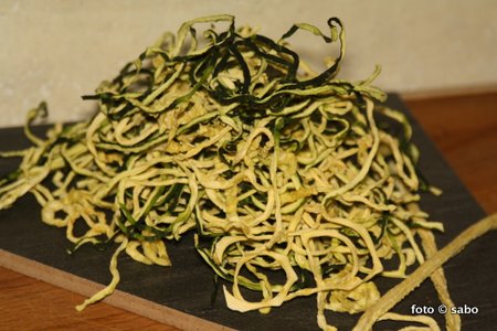 Getrocknete Zucchini-Nudeln (Low Carb)